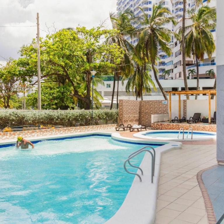 Apartamento con piscina a una cuadra de la playa - Apartamento de 1 dormitorio - 24