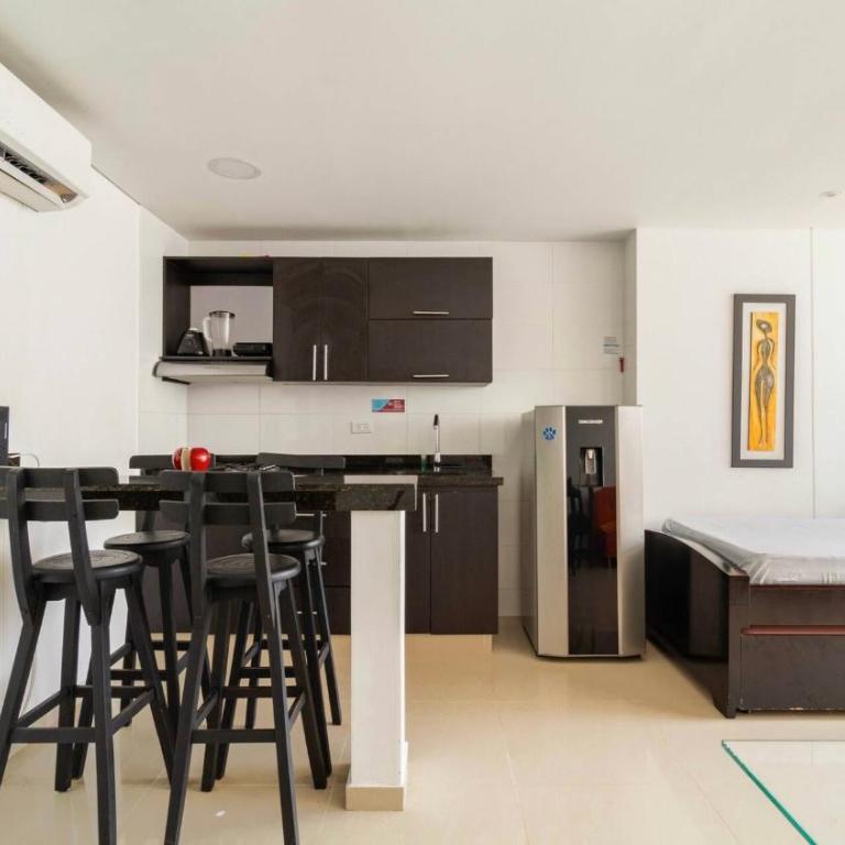 Apartamento con piscina a una cuadra de la playa - Apartamento de 1 dormitorio - 13