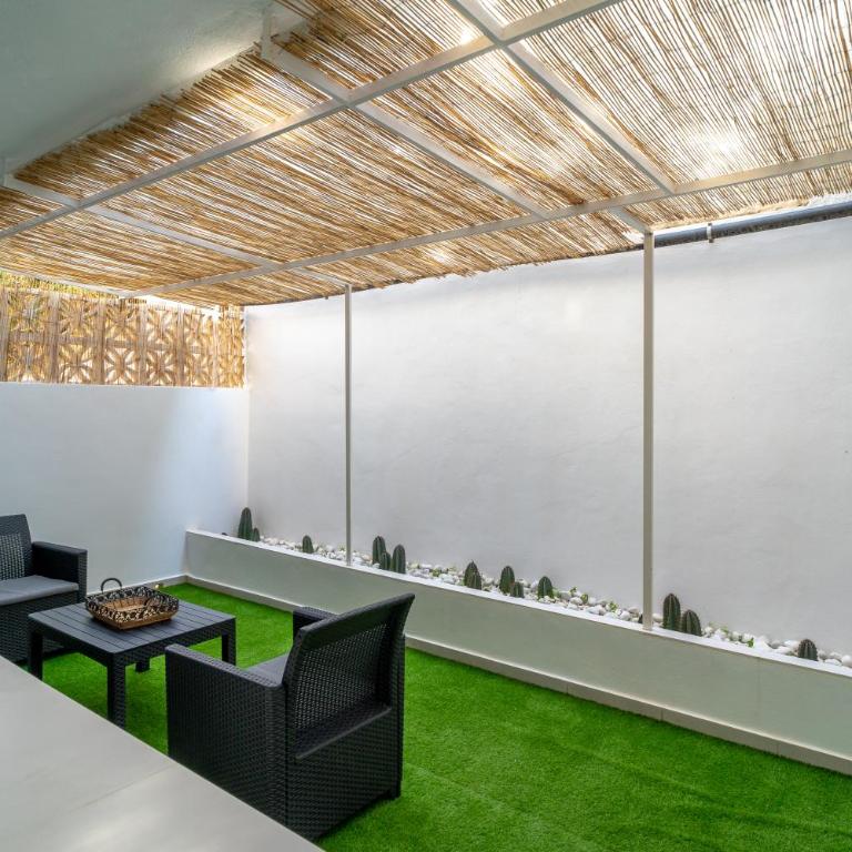 Apartamento DISEÑO con terraza exterior CHILL OUT - Two-Bedroom Apartment - 23