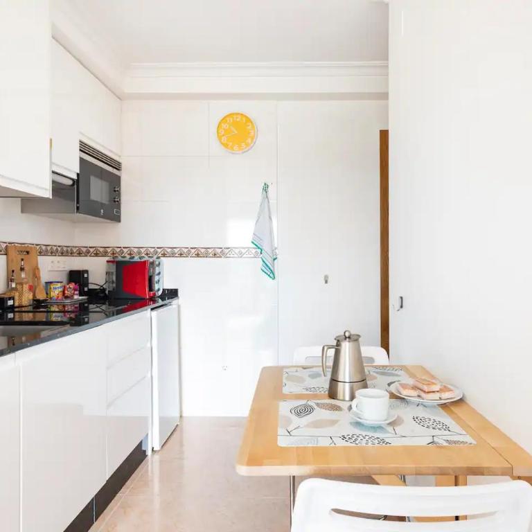 APT SOLEADO y SILENCIOSO - GARAJE- A 17 min andando del centro de Pontevedra - One-Bedroom Apartment - 13