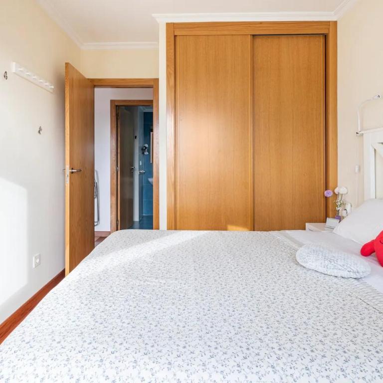 APT SOLEADO y SILENCIOSO - GARAJE- A 17 min andando del centro de Pontevedra - One-Bedroom Apartment - 16