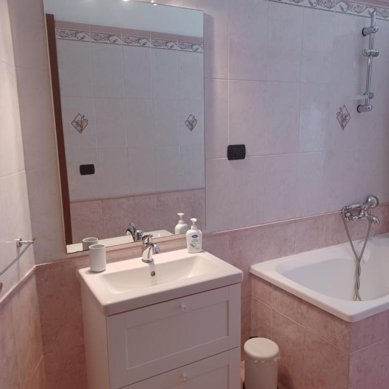PortonHouse - Two-Bedroom Apartment - 25