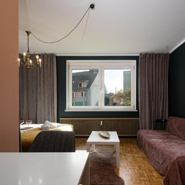 Schickes Boutique-Apartment, zentral in Messe-& Bahnhofsnähe, sehr ruhig & gratis Parkplatz - HappyStay - Apartment mit 1 Schlafzimmer - 4