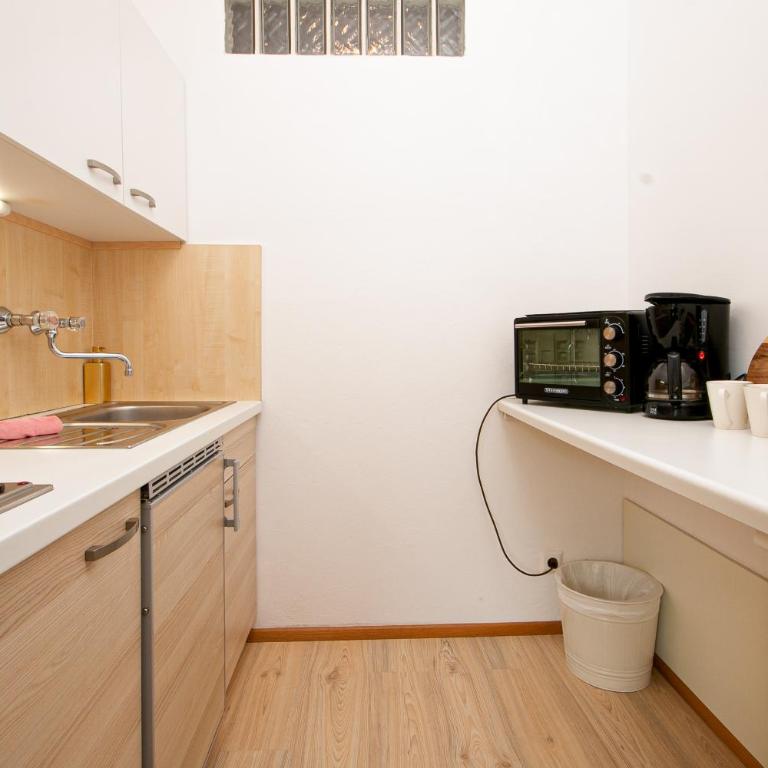 Schickes Boutique-Apartment, zentral in Messe-& Bahnhofsnähe, sehr ruhig & gratis Parkplatz - HappyStay - Apartment mit 1 Schlafzimmer - 12