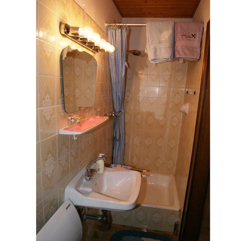 Gästehaus Lackner Zimmer - Deluxe Zimmer - 12