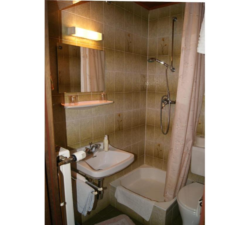 Gästehaus Lackner Zimmer - Deluxe Doppelzimmer mit Balkon - 4
