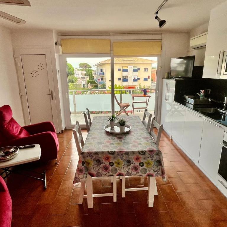 Avinguda de Girona Ferienwohnung - Apartamento de 2 dormitorios - 28