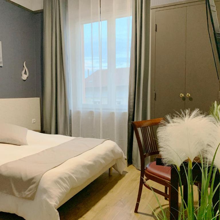 L'EMBLEME - BOUTIQUE HOTEL - Suite - Vue sur Ville - 7