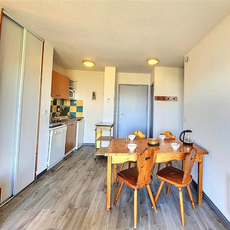 Appartement spacieux au pied des pistes avec balcon - Appartement 1 Chambre - 4