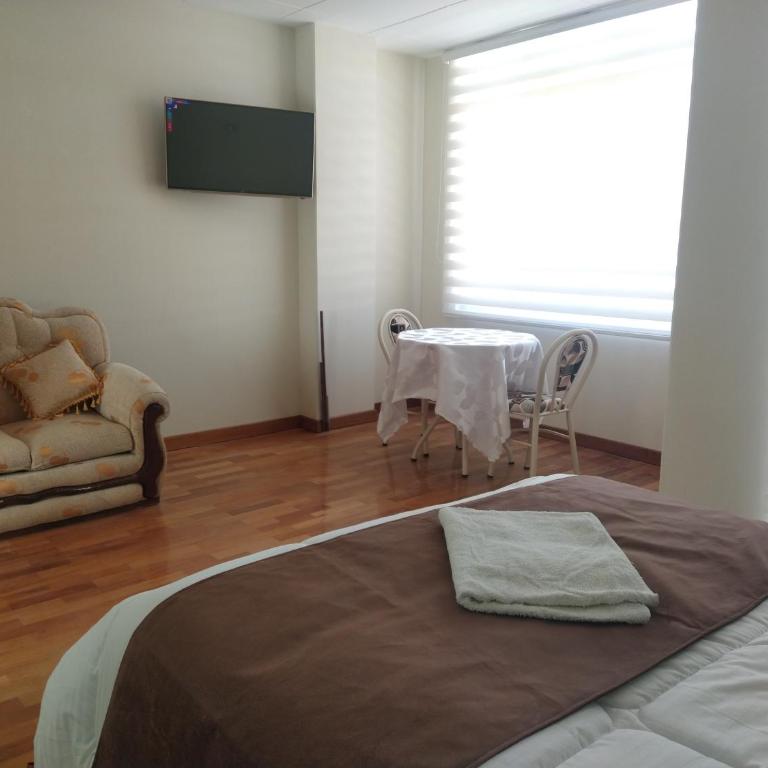 Hostal Alvasar - Habitación Doble con balcón - 2 camas - 1