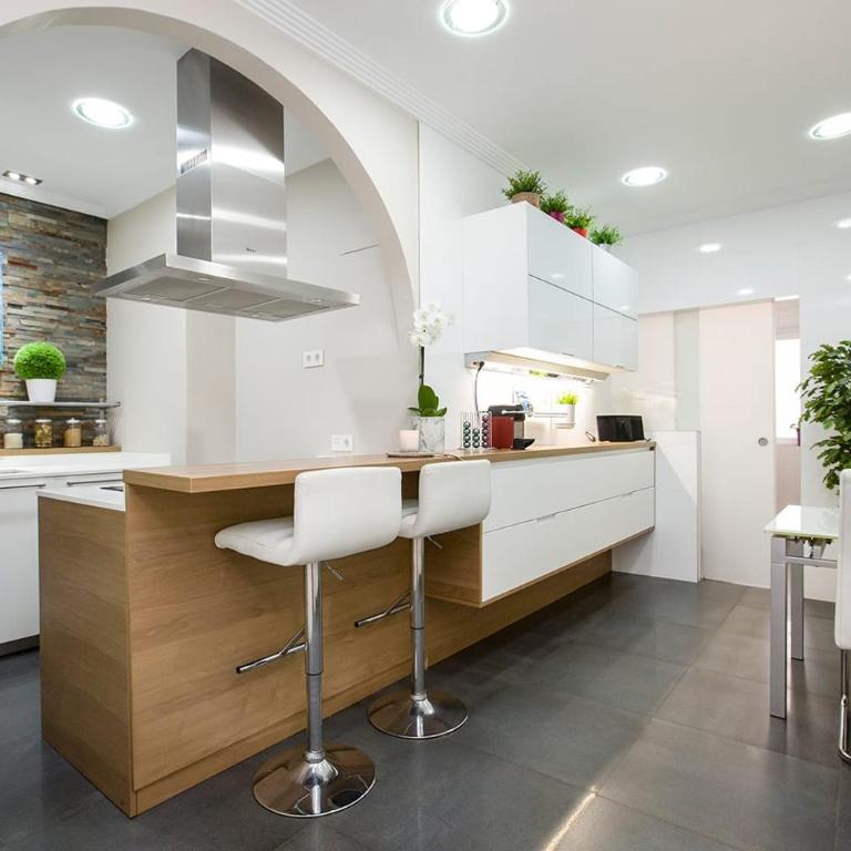 HABITACION EN VIVIENDA GRAN VIA BILBAo - Standard Double Room with Shared Bathroom - 13
