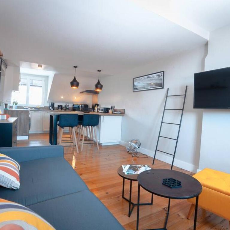Coup de Cœur assuré pour ce T2 rénové Hyper centre - Apartamento de 1 dormitorio - 1