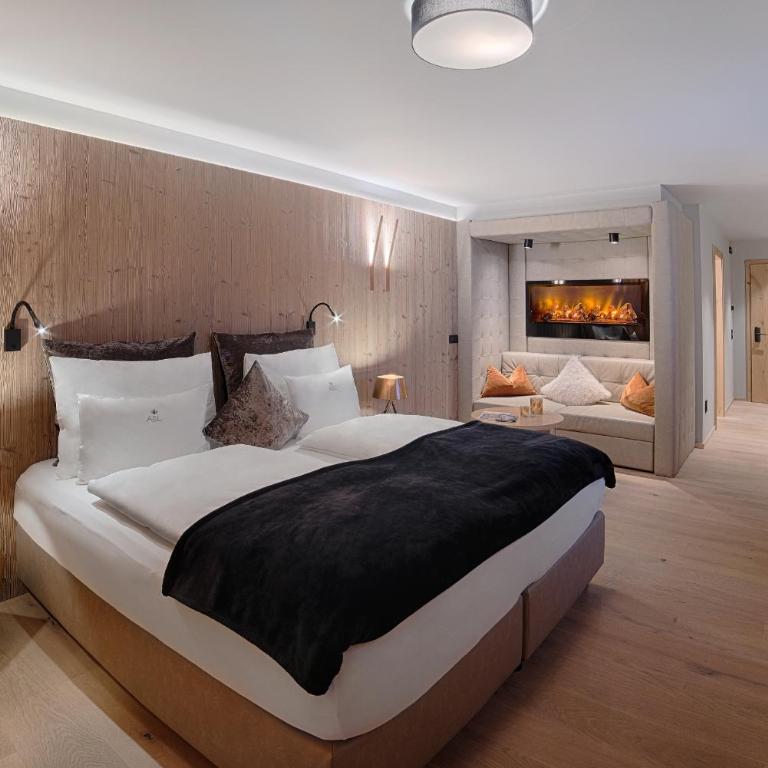 LUNARIS Wellnessresort - Bergfeuer de Luxe - 3