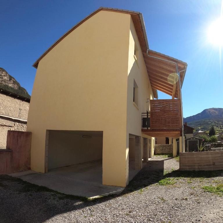 Maison neuve proche de Barcelonnette - Haus mit 3 Schlafzimmern - 2