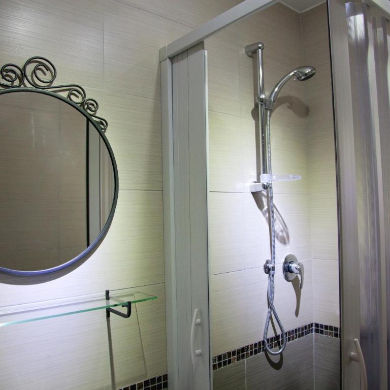 Domus Armenio - Deluxe Room - 13