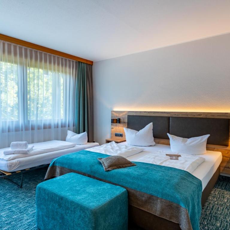 Das Wiesgauer - Alpenhotel Inzell - Superior Doppelzimmer mit Zustellbett - 3