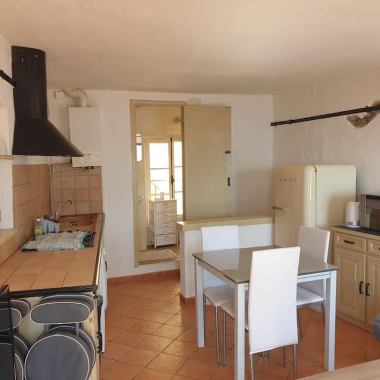 Duplex vue mer 50m de la plage des Sablettes - Appartement 1 Chambre - 9