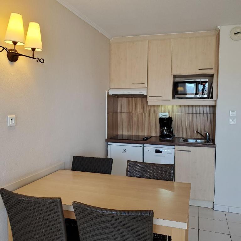 CAP HERMES Vue PORT T2 40m2 climatise 4 personnes - Appartamento con Vista Mare - 5