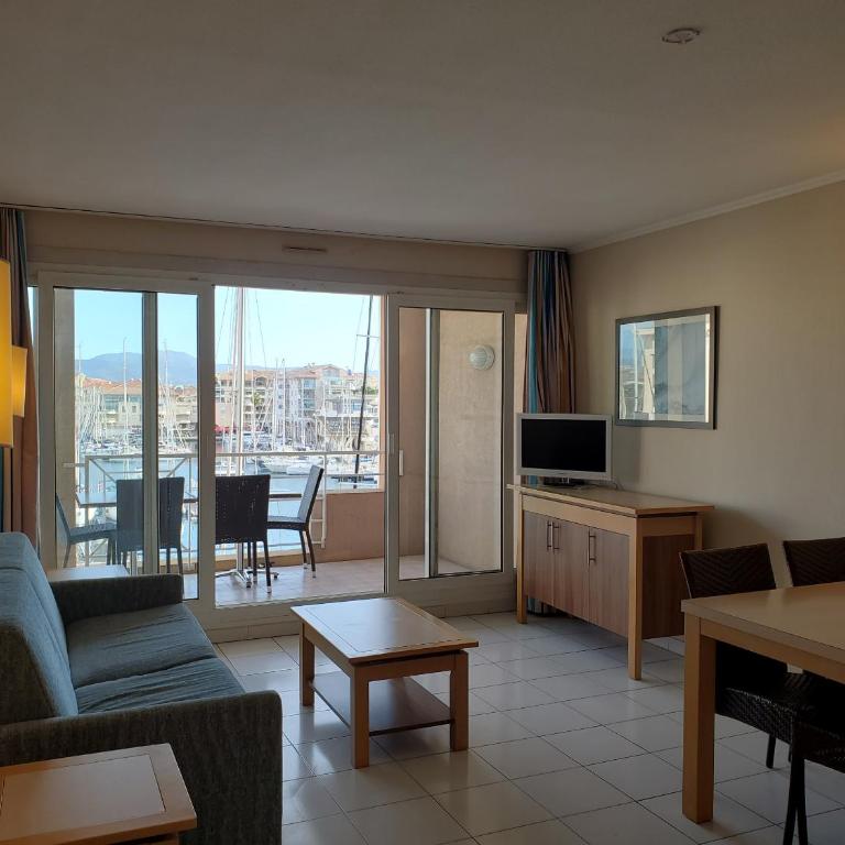 CAP HERMES Vue PORT T2 40m2 climatise 4 personnes - Appartamento con Vista Mare - 17