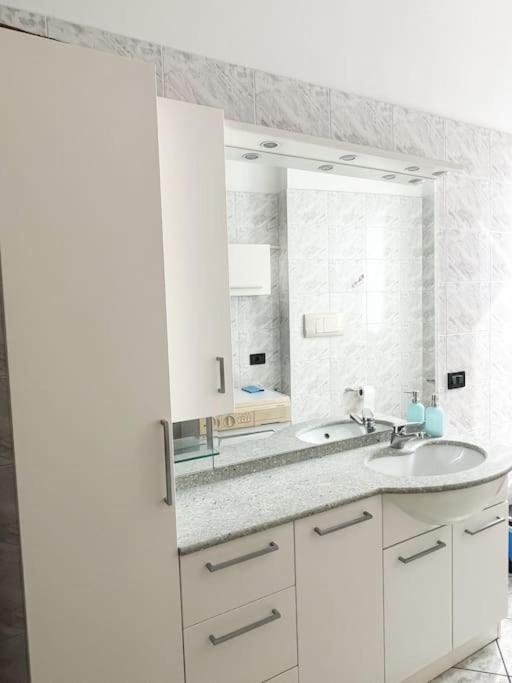 [Airport+Train station+Center] Cozy City Loft - Appartamento con 2 Camere da Letto - 10