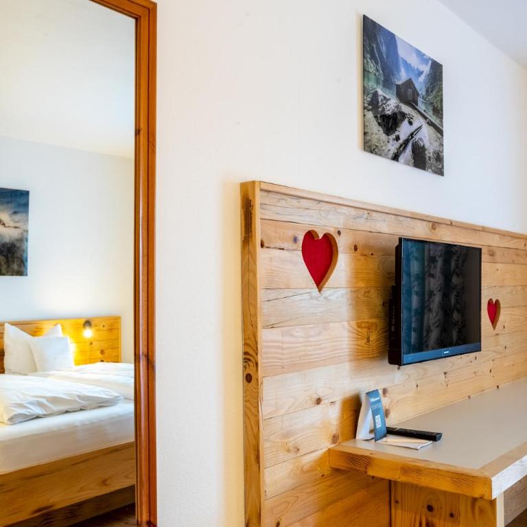 Das Bergmayr - Chiemgauer Alpenhotel - Comfort Doppelzimmer - 4