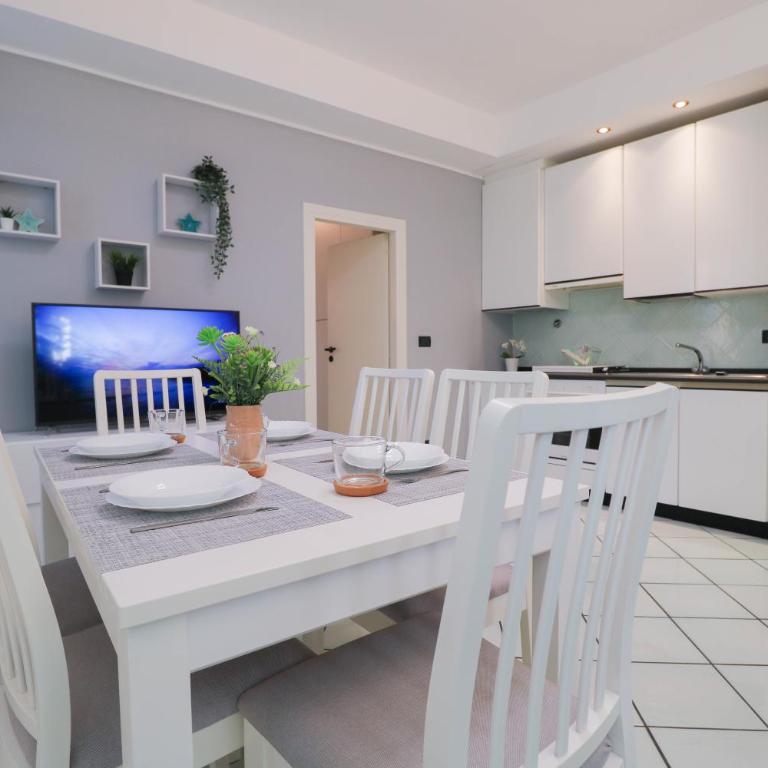 H11 [SANREMO CASINÒ] - Centro - Parcheggio - Appartamento con 2 Camere da Letto - 11