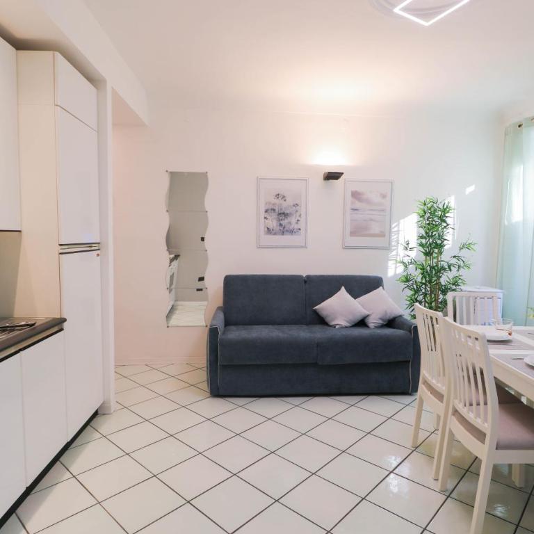 H11 [SANREMO CASINÒ] - Centro - Parcheggio - Appartamento con 2 Camere da Letto - 16