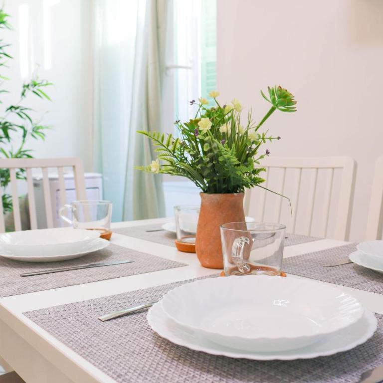 H11 [SANREMO CASINÒ] - Centro - Parcheggio - Appartamento con 2 Camere da Letto - 5