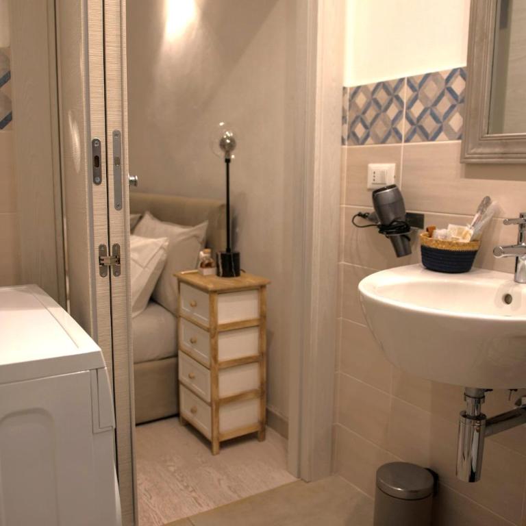 City Palace Premium Apartment - Centro [Quadrilatero Romano] - One-Bedroom Apartment - 19