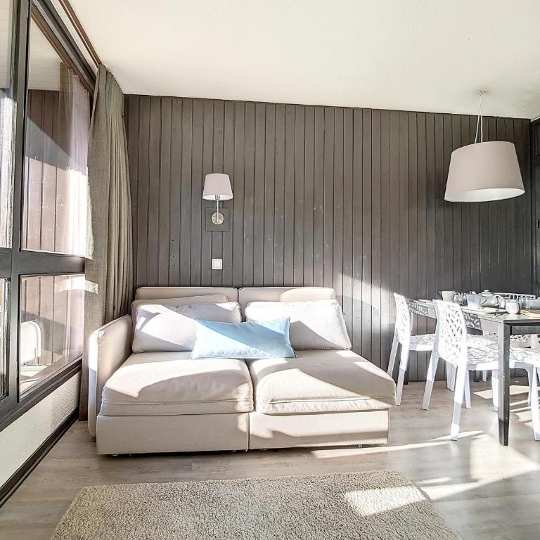 Appartement rénové 2 pièces, balcon, proche pistes - FR-1-344-927 - Appartement - 1