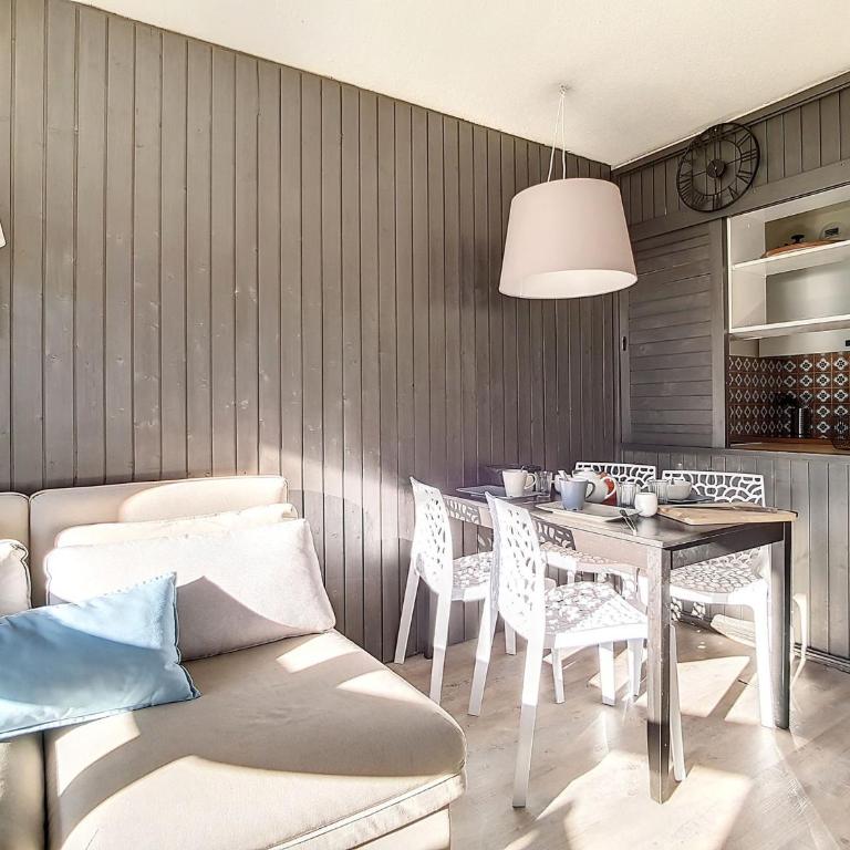 Appartement rénové 2 pièces, balcon, proche pistes - FR-1-344-927 - Appartement - 6