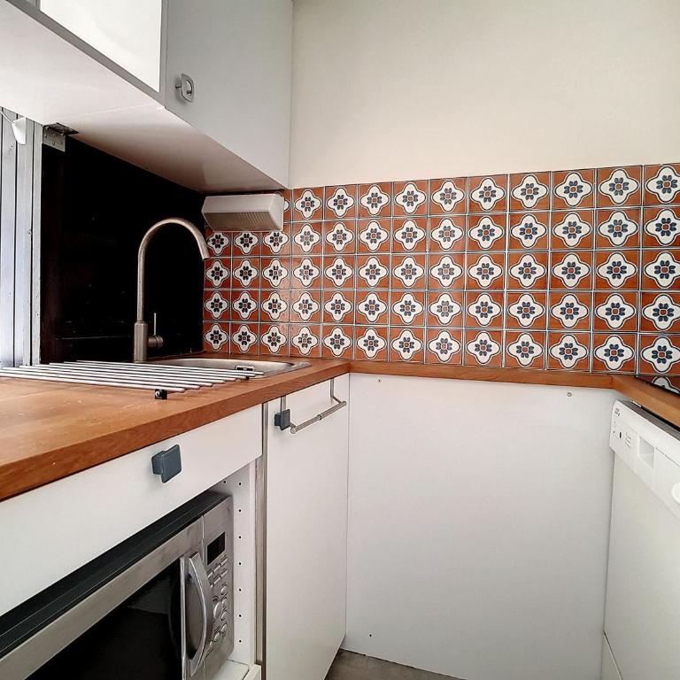 Appartement rénové 2 pièces, balcon, proche pistes - FR-1-344-927 - Appartement - 9