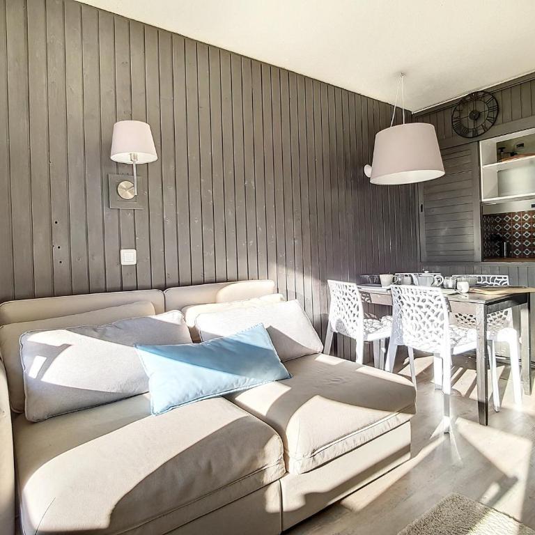 Appartement rénové 2 pièces, balcon, proche pistes - FR-1-344-927 - Appartement - 10