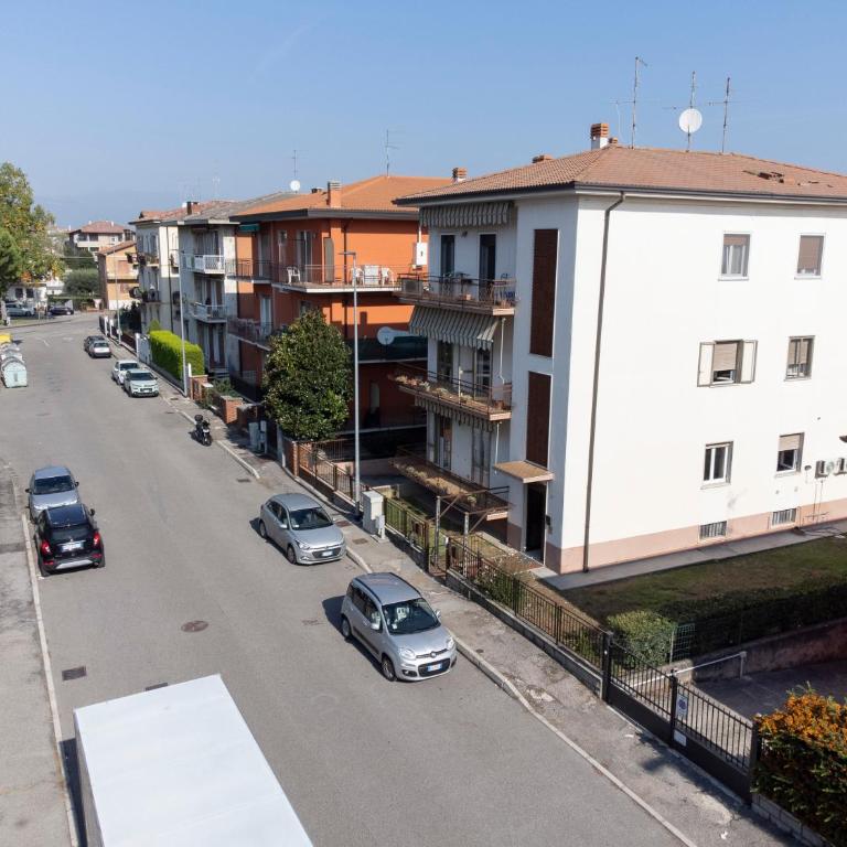 Shiny Home Verona - Two-Bedroom Apartment - 28