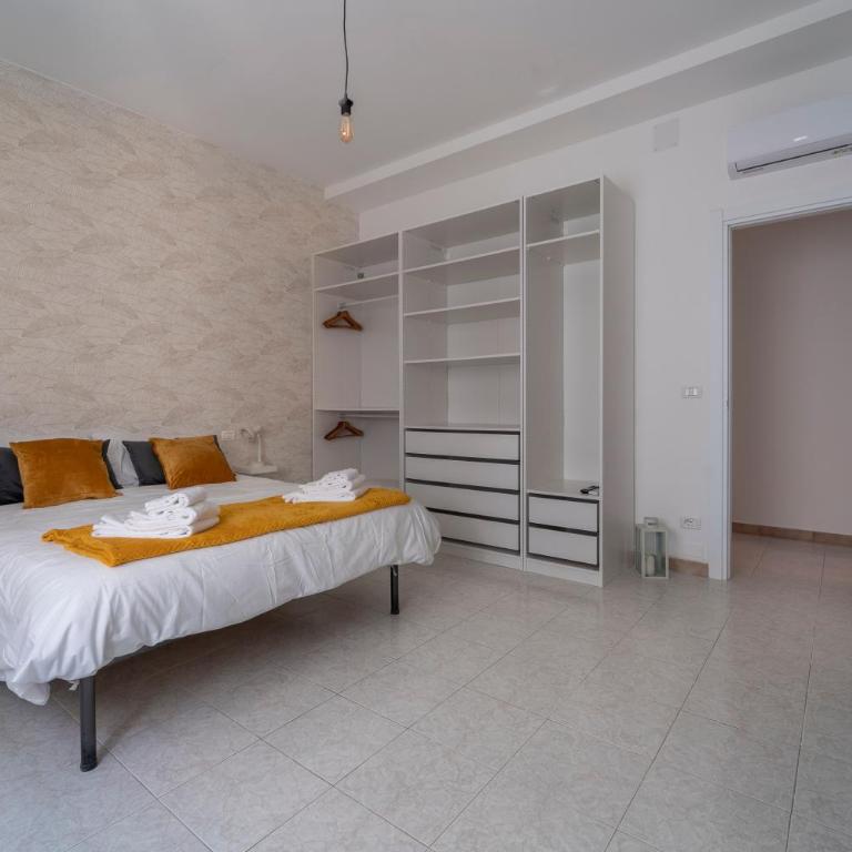 Shiny Home Verona - Two-Bedroom Apartment - 15