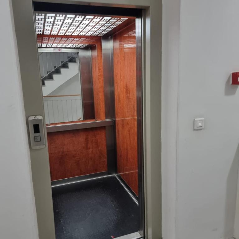 Big apartment - Three-Bedroom Apartment - 33