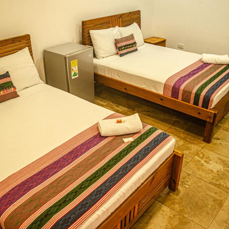 Casa Palomino Hostal - Habitación Cuádruple con baño - 1