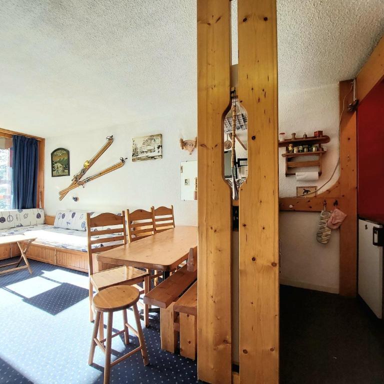 Appartement 2 pièces, balcon, Wifi gratuit - FR-1-346-478 - Appartement - 7