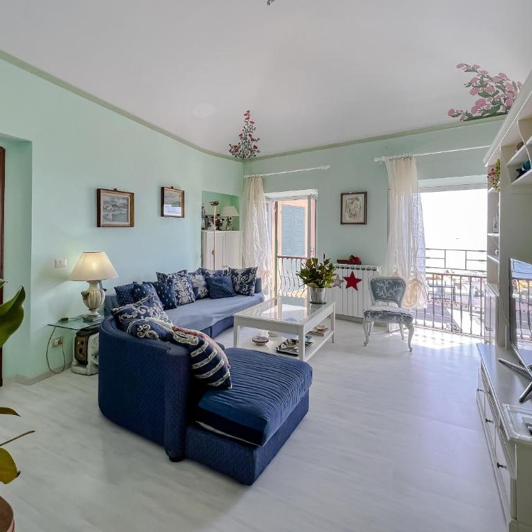 Splendido appartamento con vista mare su piazza Dante - Apartamento de 2 dormitorios - 4