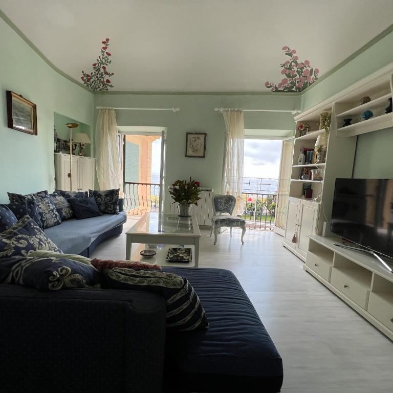 Splendido appartamento con vista mare su piazza Dante - Apartamento de 2 dormitorios - 14