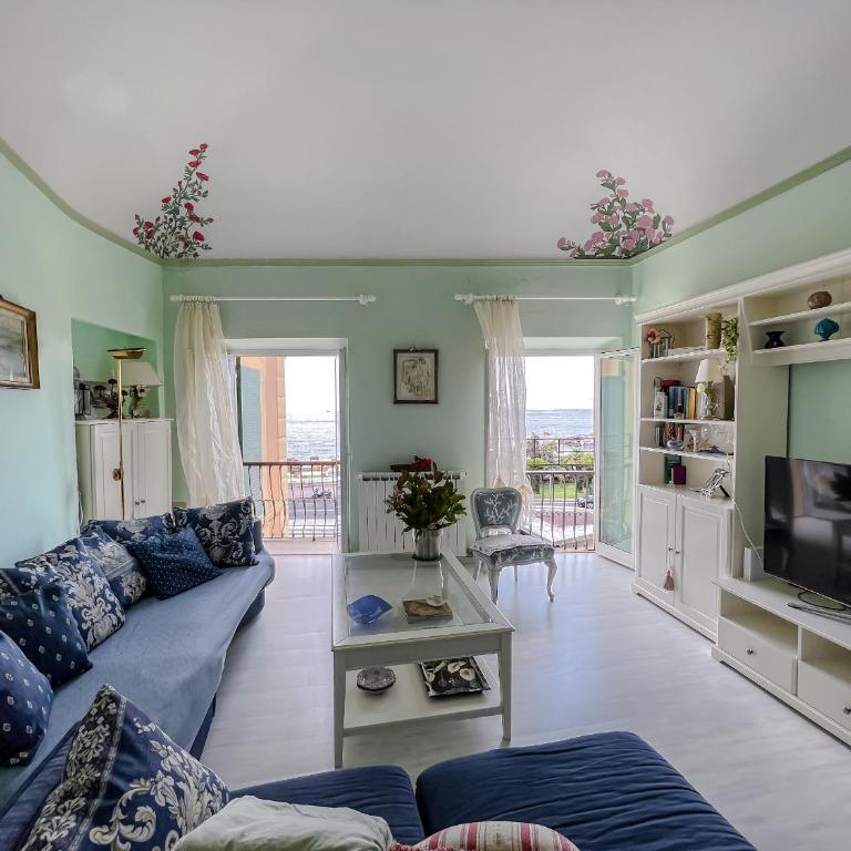Splendido appartamento con vista mare su piazza Dante - Apartamento de 2 dormitorios - 16