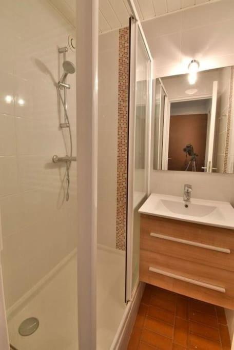 CONFORTABLE APPARTEMENT GRANDE TERRASSE PISCINE PARKING CLIM - Two-Bedroom Apartment - 10