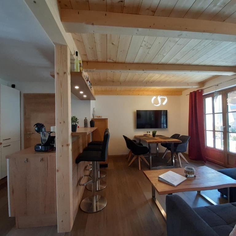 Hochalmbahnen Chalets 8W1, Waldrebe, nahe Gondel, Hunde willkommen - Apartment - Erdgeschoss - 6