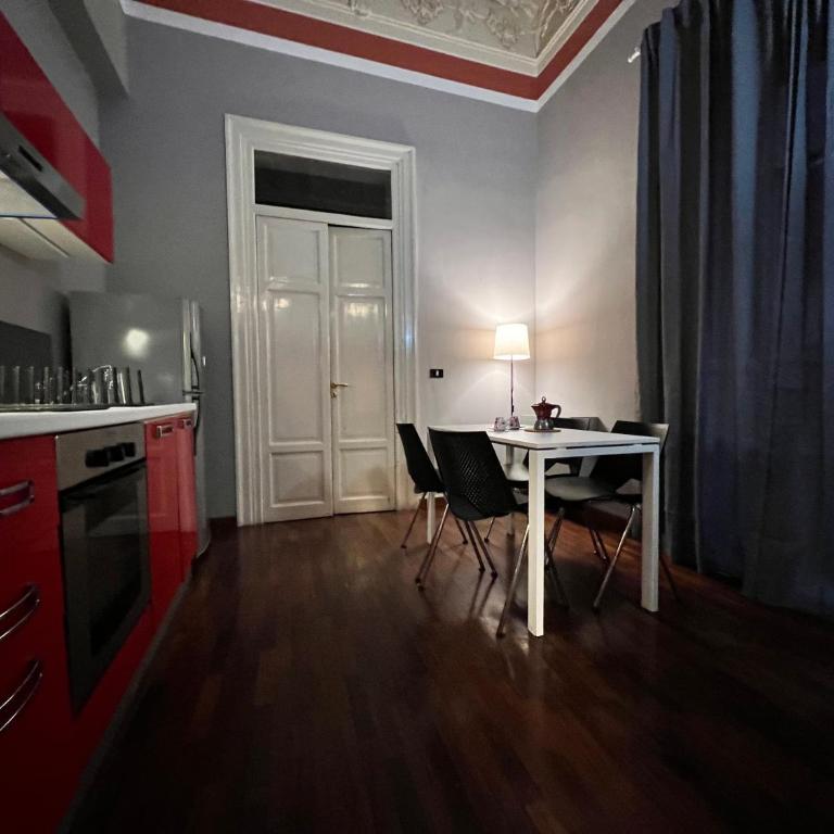 38,VELASQUEZ - Appartamento con 2 Camere da Letto - 42