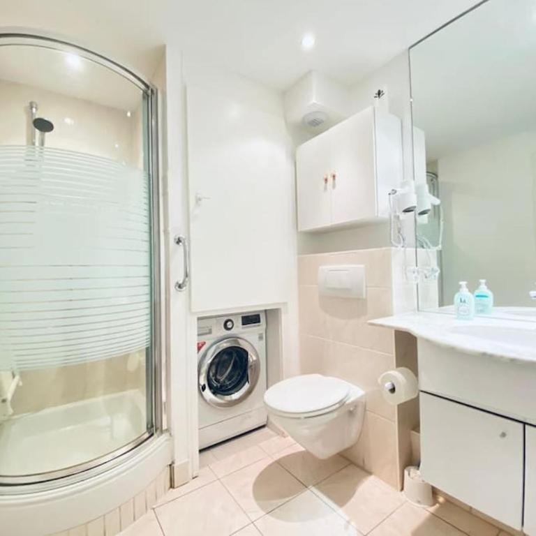 CityCosy Orangerie Strasbourg Superbe 2 pieces calme face au Parc l'Orangerie, parking souterrain privatif, Wi-Fi & Netflix inclus - Appartamento con 1 Camera da Letto - 7