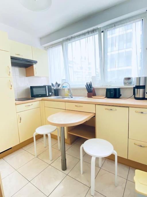 CityCosy Orangerie Strasbourg Superbe 2 pieces calme face au Parc l'Orangerie, parking souterrain privatif, Wi-Fi & Netflix inclus - Appartamento con 1 Camera da Letto - 9