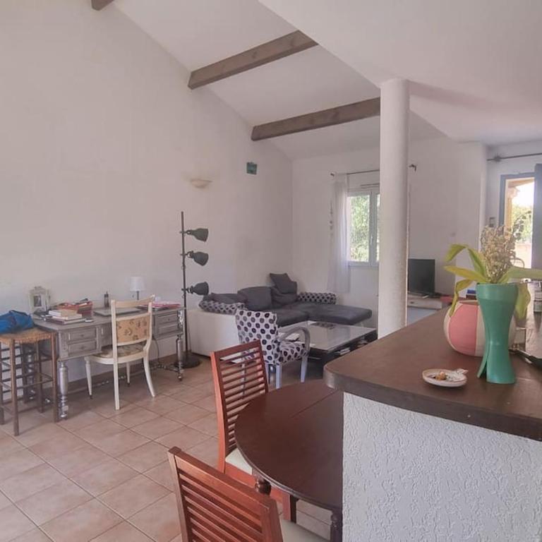 Villa Chantal proche centre ville / Piscine / Clim / Parking - Villa 3 Chambres - 23