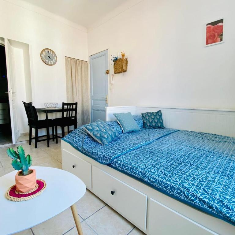 Charming Studio ideal for Congresses and Holidays LIVE IN GAZAGNAIRE - Appartement - 4