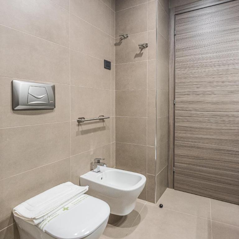 BB Hotels Smarthotel Duomo - Camera Matrimoniale Superior - 16