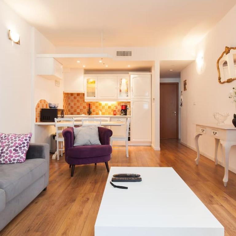 Charmant, agréable et spacieux F3 centre Cannes - Two-Bedroom Apartment - 21